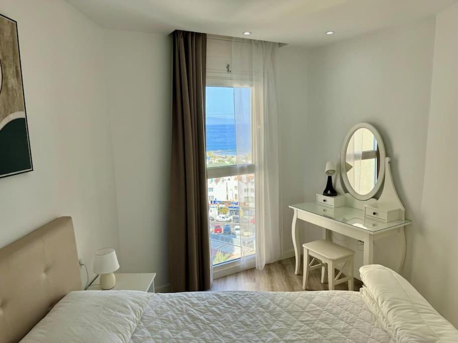 Amazing Apartment In Las Americas Playa de las Americas  Bagian luar foto