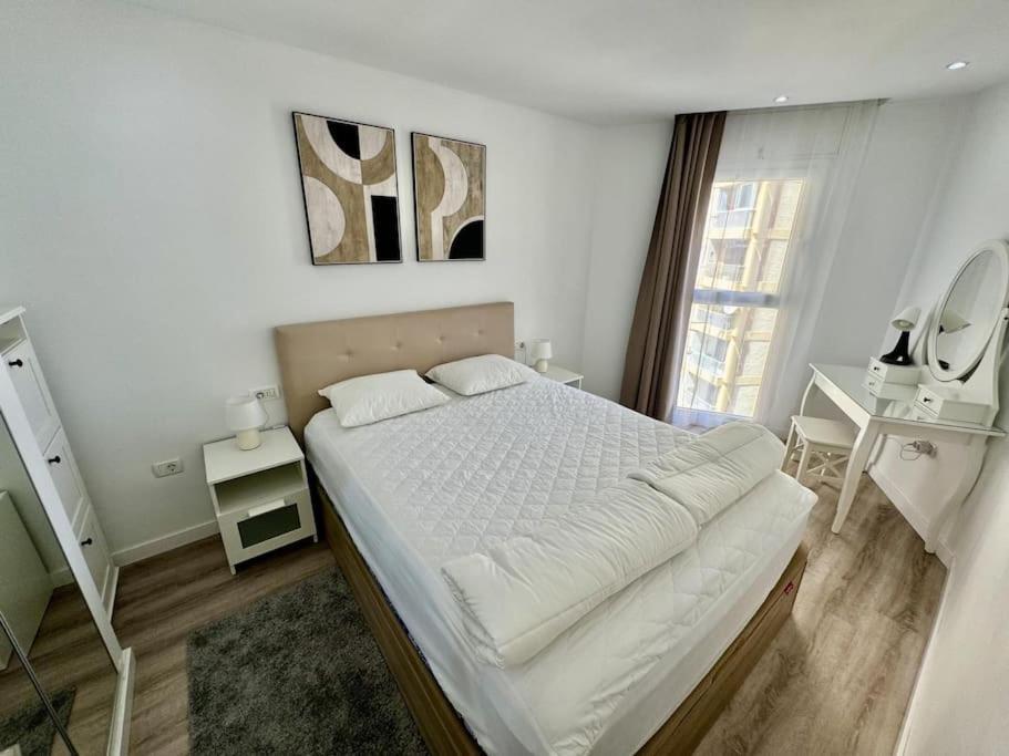 Amazing Apartment In Las Americas Playa de las Americas  Bagian luar foto