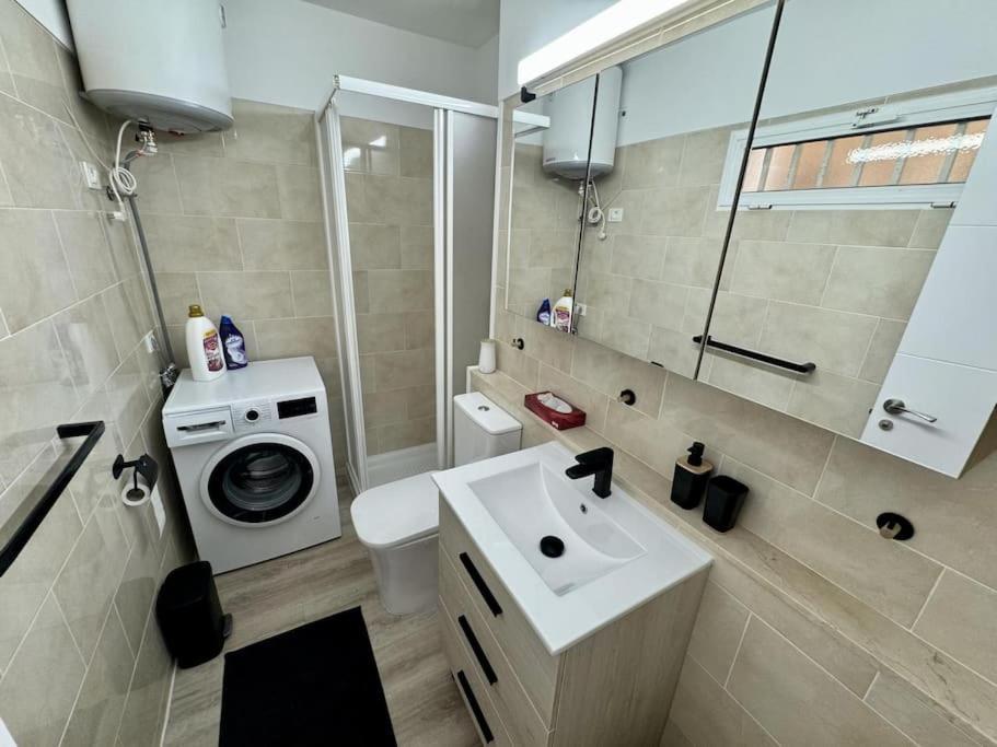 Amazing Apartment In Las Americas Playa de las Americas  Bagian luar foto